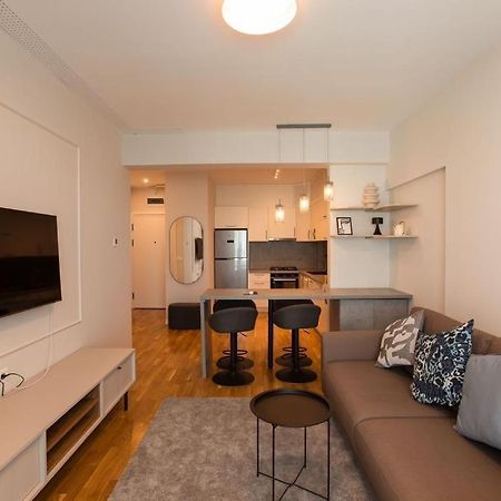 Escapism - Premium 1Br Apartment With Parking Букурещ Екстериор снимка
