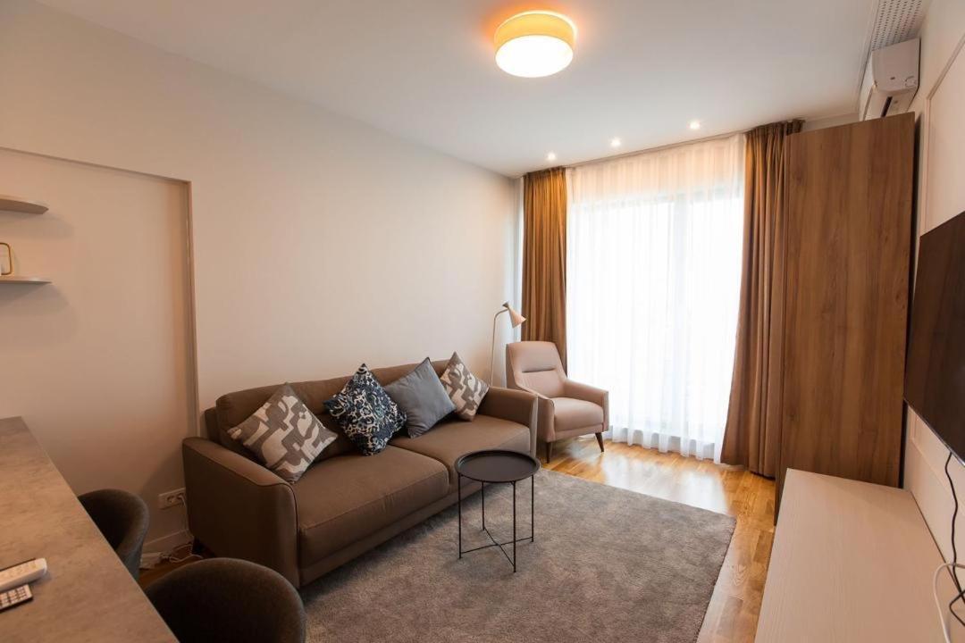 Escapism - Premium 1Br Apartment With Parking Букурещ Екстериор снимка