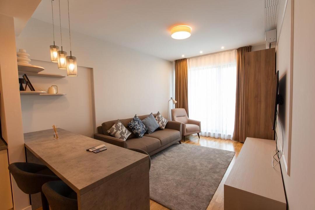 Escapism - Premium 1Br Apartment With Parking Букурещ Екстериор снимка